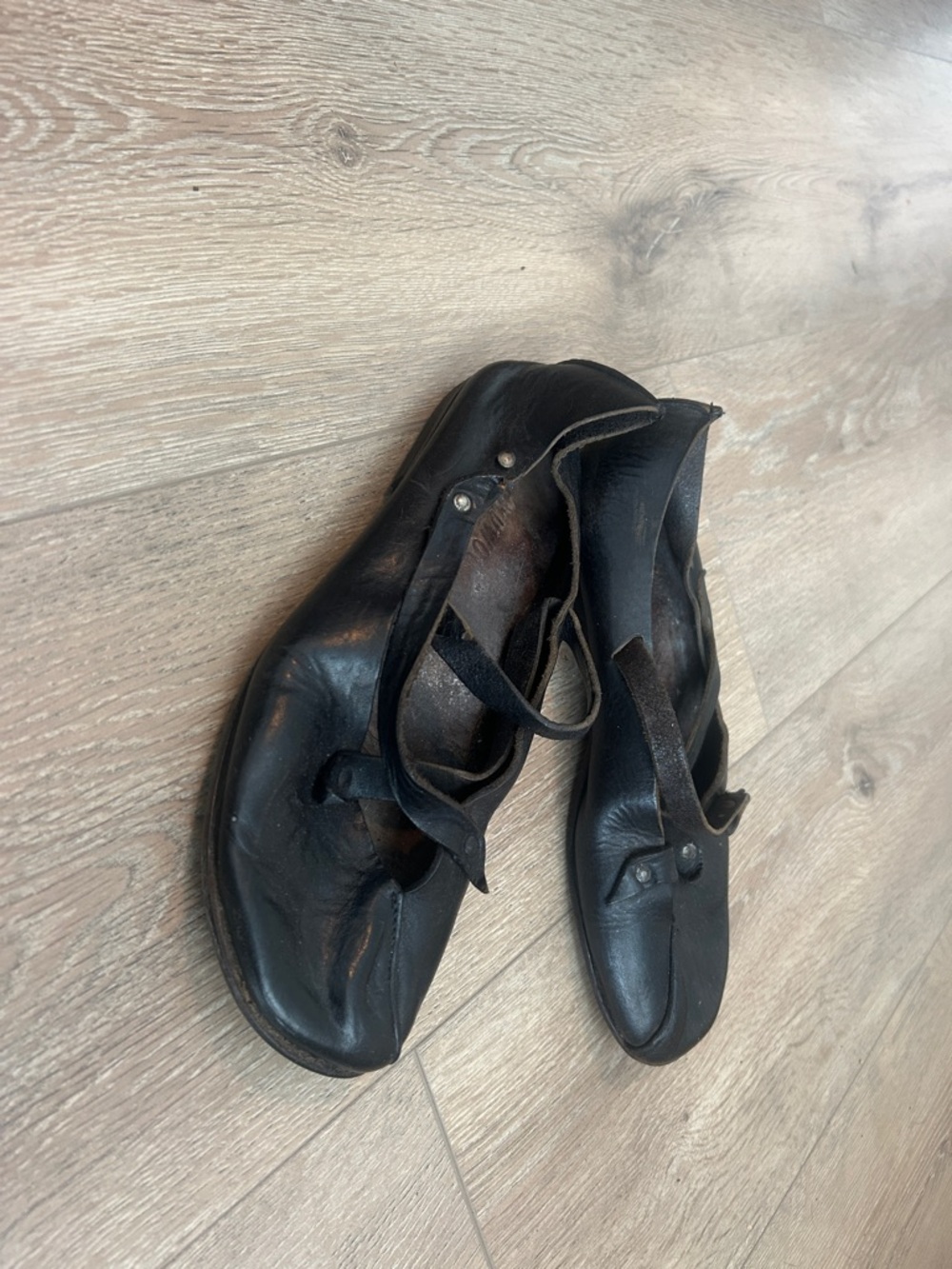 Vintage Cydwoq Black Leather Strap Shoes
